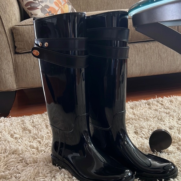 Coach rain boots. Patent leather. - Picture 1 of 7